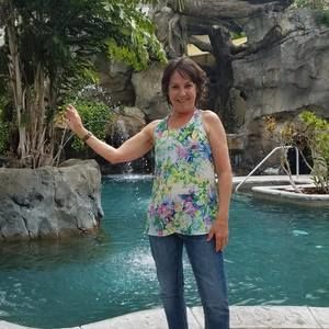 Meet your Posher, Joan